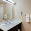 Отель Candlewood Suites Medford, an IHG Hotel, фото 9