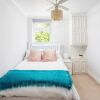 Отель Lovely 2 Bed Flat In Shepherds Bush West London, фото 4