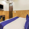 Отель Silverkey Executive Stays 19389 Divine Inn, фото 12