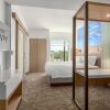 Отель SpringHill Suites by Marriott Bradenton Downtown/Riverfront, фото 7