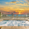 Отель Beachfront Resort Hot Tub Pool- Near Beach, фото 14