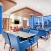 Отель Holiday Inn Express & Suites Springfield North, an IHG Hotel, фото 12