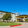 Отель Best Western South Plains Inn & Suites, фото 1