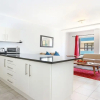 Отель The Amistad Muizenberg Beachfront, фото 4