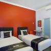 Отель OYO Life 3301 Pondok Eyang Obi, фото 6