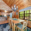 Отель Elliotts Hideaway Adorable Cabin Fire pit hot tub Deck pet Friendly Wifi, фото 7