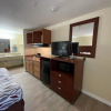 Отель Kenedy Inn & Suites, фото 5