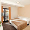 Отель Apartments Amfora Plava Laguna, фото 2