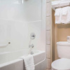 Отель Comfort Inn & Suites, фото 25