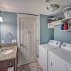 Отель Benton Harbor Townhome w/ Golf Course View!, фото 11