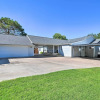 Отель Spacious Granbury Home w/ Lakefront Outdoor Oasis!, фото 1