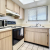 Отель Ocean View With a Beachfront Pool at Ocean Trillium Condo 204, фото 6