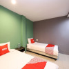 Отель Oyo 89688 Alor Street Hotel, фото 14