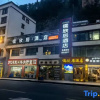 Отель Kangding Ruxinju Hotel, фото 1
