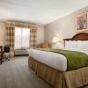 Отель Country Inn & Suites by Radisson, Charlotte University Place, NC, фото 35