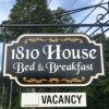 Отель 1810 House Bed & Breakfast в Вулфборо