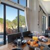 Отель Dewin Bach - Luxury Lodge, Hot Tub, Close to Beach, фото 9