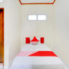 Отель OYO 3261 Hotel Ratu, фото 6