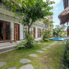 Отель ZEN Rooms near Echo Beach, фото 1