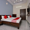 Отель OYO 16577 Hotel Rajshree, фото 9