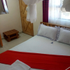 Отель Escarpment Motel - Adults Only, фото 8