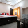 Отель OYO 26590 Chandra Manor, фото 3