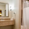 Отель Holiday Inn & Conference Center Marshfield, an IHG Hotel, фото 9