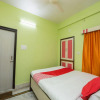 Отель OYO 12803 Moon Light Hotel, фото 24