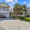Отель Resting Beach Place 4 Bedroom Home by RedAwning, фото 27