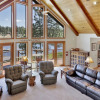 Отель 2098-cove Lakefront Chalet 4 Bedroom Home by RedAwning, фото 10