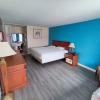 Отель Clover Inn & Suites, фото 30