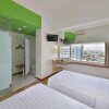 Отель Whiz Hotel Pemuda Semarang, фото 7