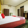 Отель OYO 90490 Hotel Nyi Rindang, фото 3