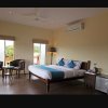 Отель Forest County Resort в Олд-Махабалешваре