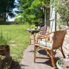 Отель Charming Cottage in Ladignac-le-Long with Garden в Тивье