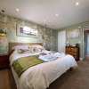 Отель Hambrook House Canterbury - NEW luxury guest house with spa tub, фото 5
