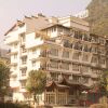 Отель Michaels Inn & Suites в Яншо