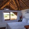 Отель Villa Namu Beach House Suites, фото 3