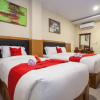 Отель Bunga Cengkeh Homestay by RedDoorz, фото 3