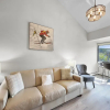 Отель Studio with Prime Location in Heart of Center Village - CJ303 by Redawning, фото 16