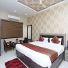 Отель OYO 10338 Hotel Aadesh Palace, фото 4