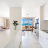 Отель 5 'Casuarina's ' 33 Soldiers Point Road - superb waterfront unit, фото 8