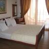 Отель Apartments Leut в Свети-Стефане