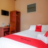 Отель RedDoorz @ Tomia Island Wakatobi, фото 6