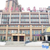 Отель Huazhi Hotel Fuyang, фото 1