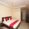 Отель OYO 22040 Hotel Central Plaza, фото 3