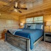 Отель Sundance Retreat by Escape to Blue Ridge, фото 7