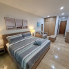 Отель Luxury Sea view Studio on the 5th Av, фото 5