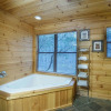 Отель Homespun Hospitality by Heritage Cabin Rentals, фото 9