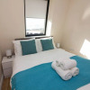 Отель Stayzo Castle Penthouse 17 - A Clean Fresh Modern Apartment With Free Wi-fi, фото 18